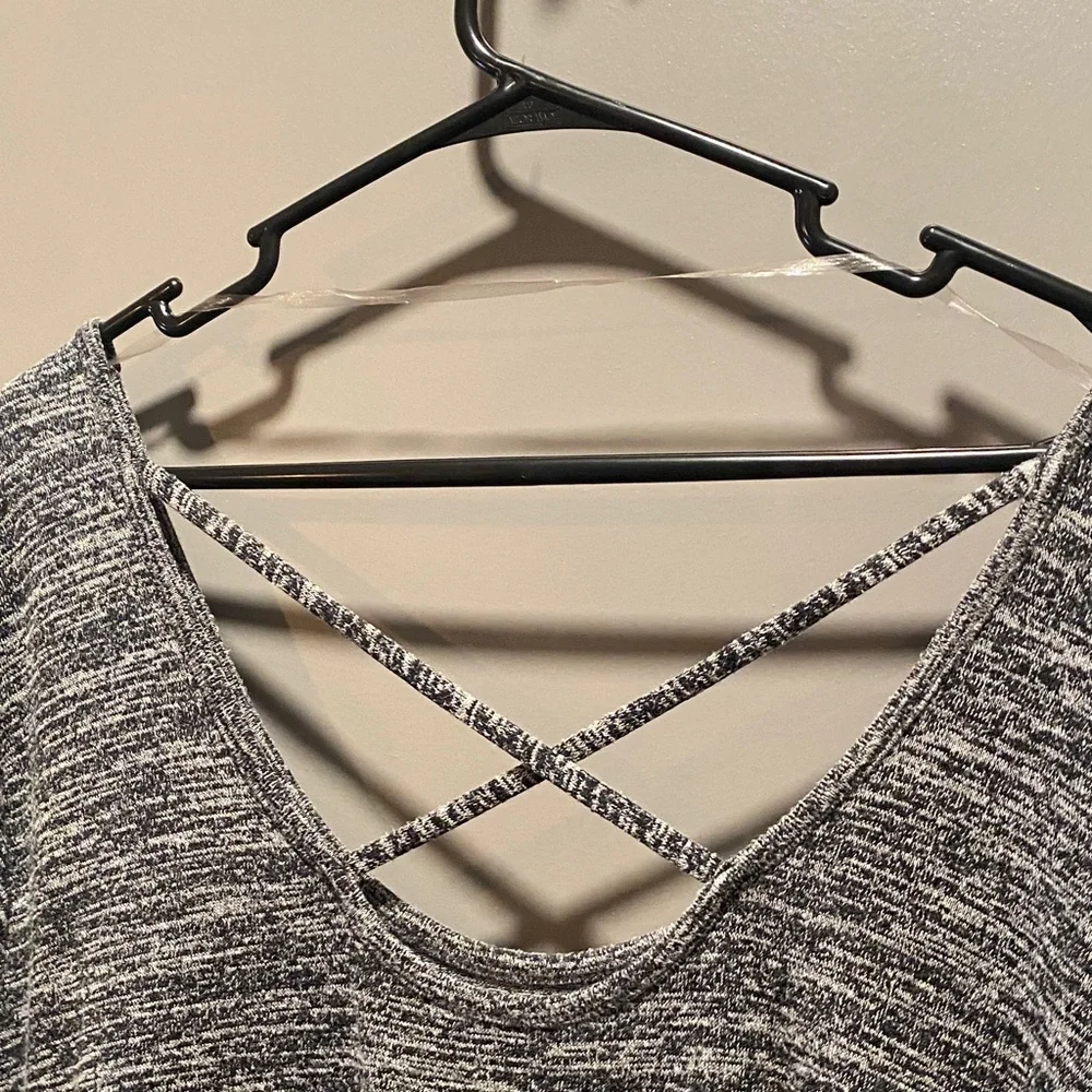 Ava Viv 2X Black Crisscross Neck Top Plus Size Tee - Picture 8 of 8